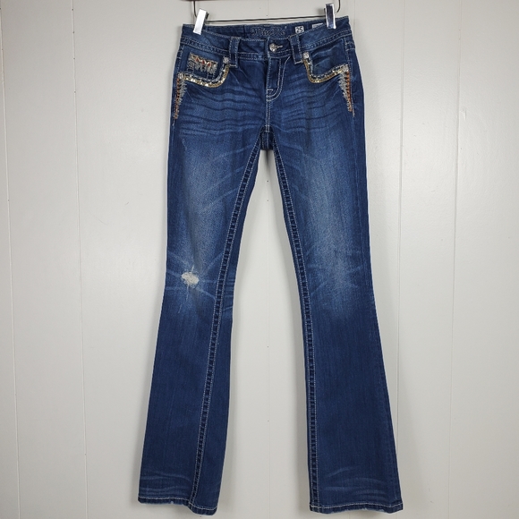 Miss Me embrroidered, rhinestone, studded signature boot cut jeans size 25 - Picture 8 of 14